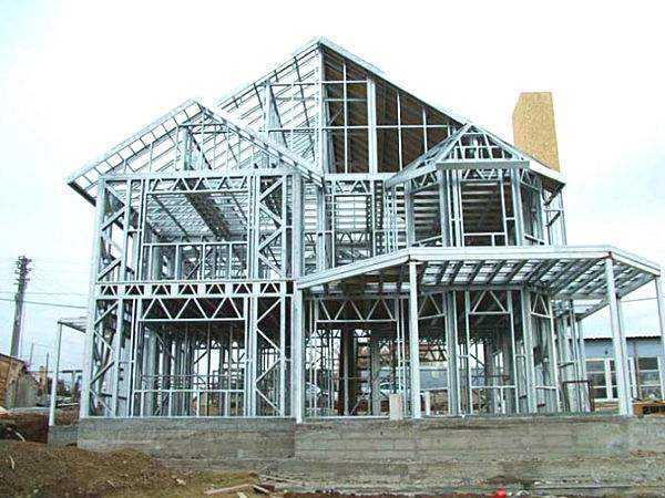 信阳钢结构建筑的腐蚀问题应该如何预防